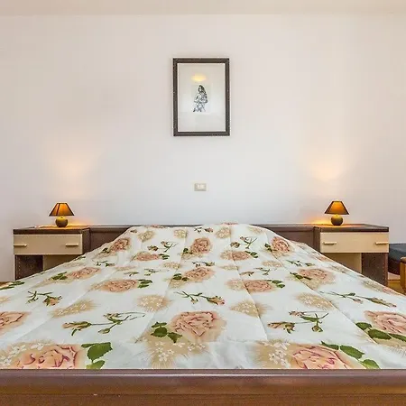 Dom wakacyjny House Ližnjan