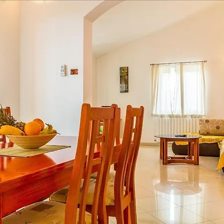 Hébergement de vacances House Ližnjan